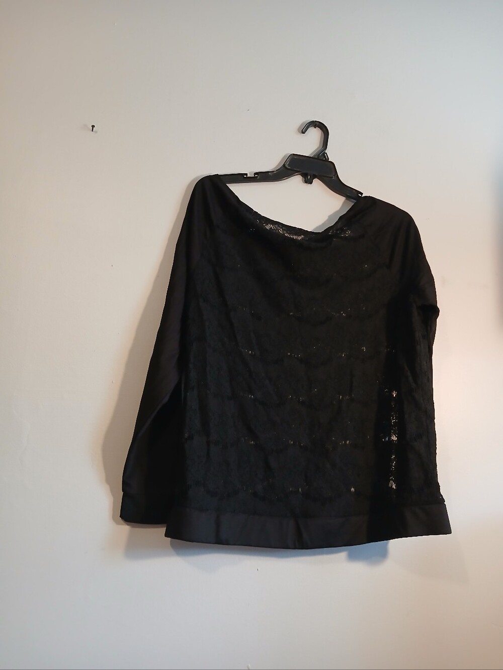 Poetic Justice Black Off The Shoulder Lace And Opaque Womens Top. Size 1X - Picture 7 of 9
